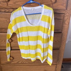 Women’s Gap size small long sleeve